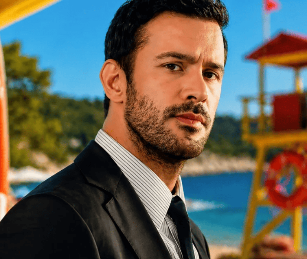 Barış Arduç Soy filmi kadrosunda