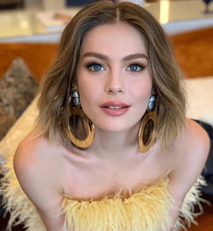 Burcu Biricik İnsanlar Dizisi Oyuncu Kadrosunda