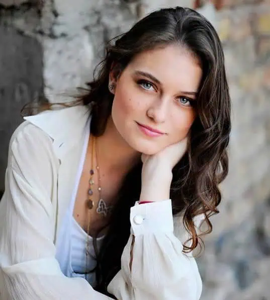 Haysiyet dizisi Elifcan Ongurlar (Suzan) karakteri