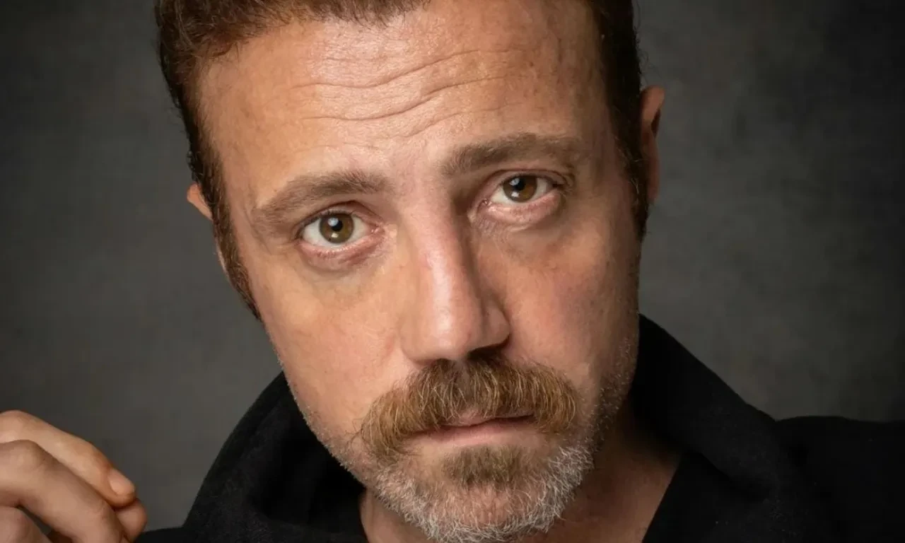 Uzak Şehir dizisine yeni gelen Ahmet Varlı (Feyyaz) rolünde