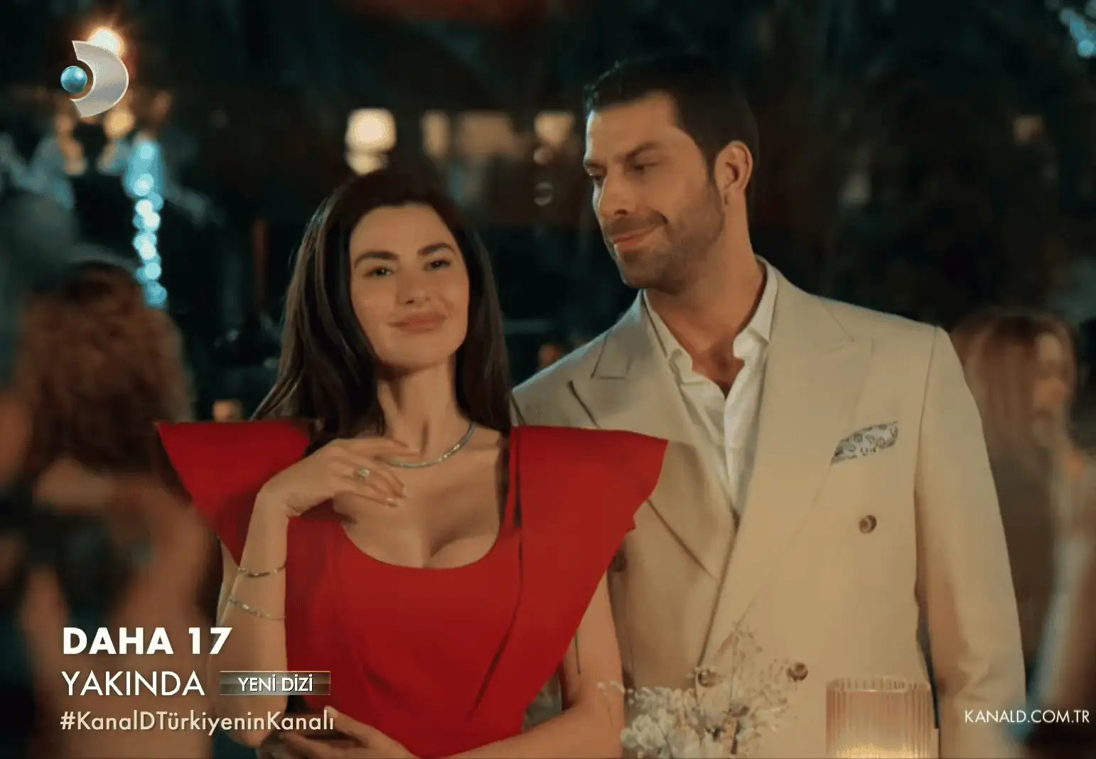 Daha 17 Dizisi Kıyafetleri Oyuncu Kombinleri Sponsorlar