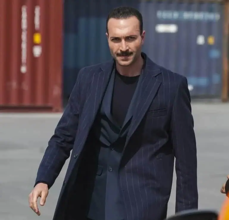 Görkem Sevindik Güneşin Doğduğu yer dizisinde Ceyhun rolünde