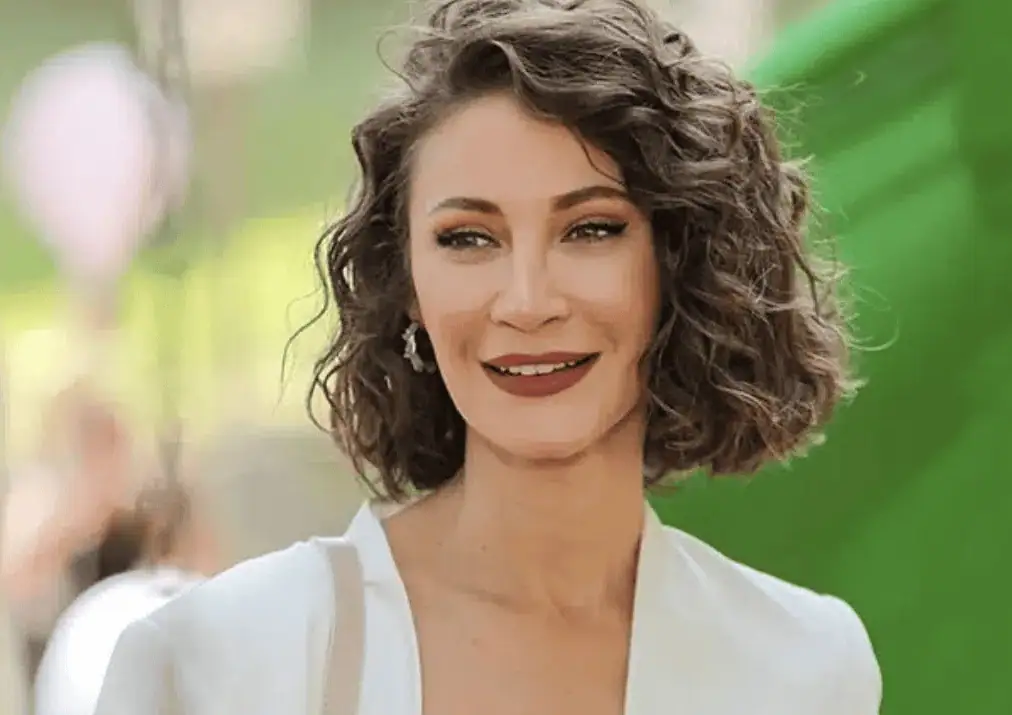 Ece Dizdar Sevdam Karadeniz dizisinde Şehnaz karakteri