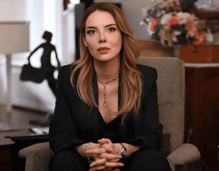 Selen Soyder (Melike)