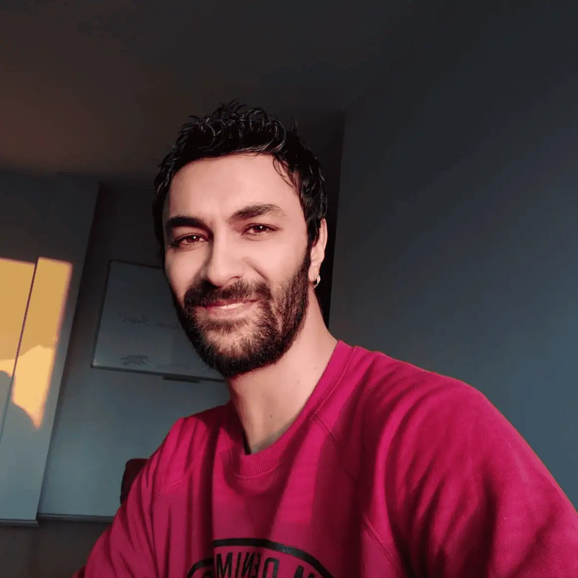 Mehmet Korhan Fırat Tuzlu Kahve dizisinde Hakan rolünde