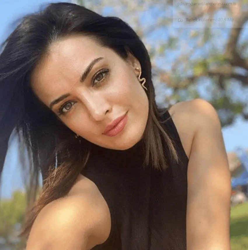 İrem Sak Susuz Yaz dizisi oyuncu kadrosunda Yeter karakteri