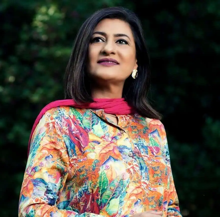 Saba Hameed Kader Bizi Yazdı dizisi kadrosunda Mah Bina karakteri