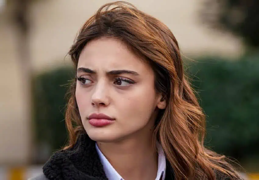Rabia Soytürk Ölüm Bizi Ayırana dek dizisinde Azra rolünde